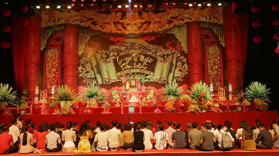Hướng dẫn cúng tổ nghề sân khấu chi tiết nhất